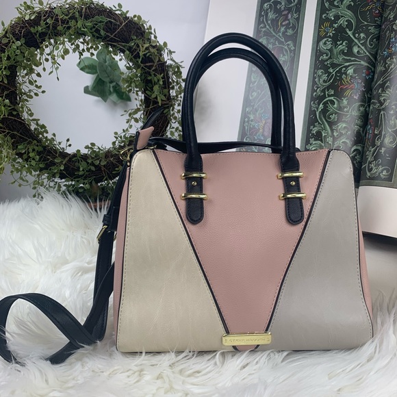 Steve Madden Handbags - Steve Madden crossbody bag